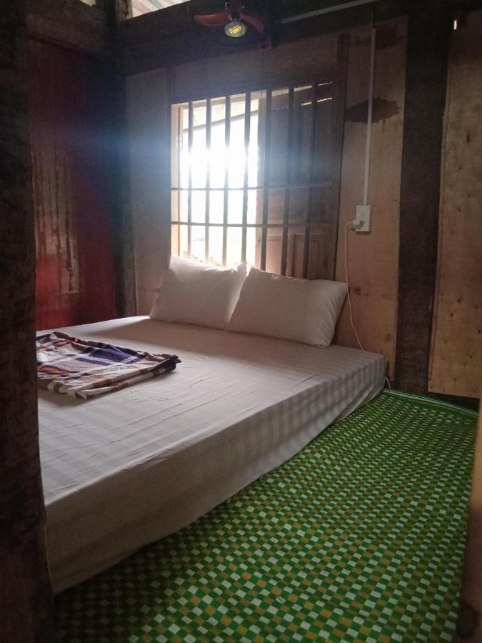 Du Gia Van Chung Homestay Làng Cac 外观 照片