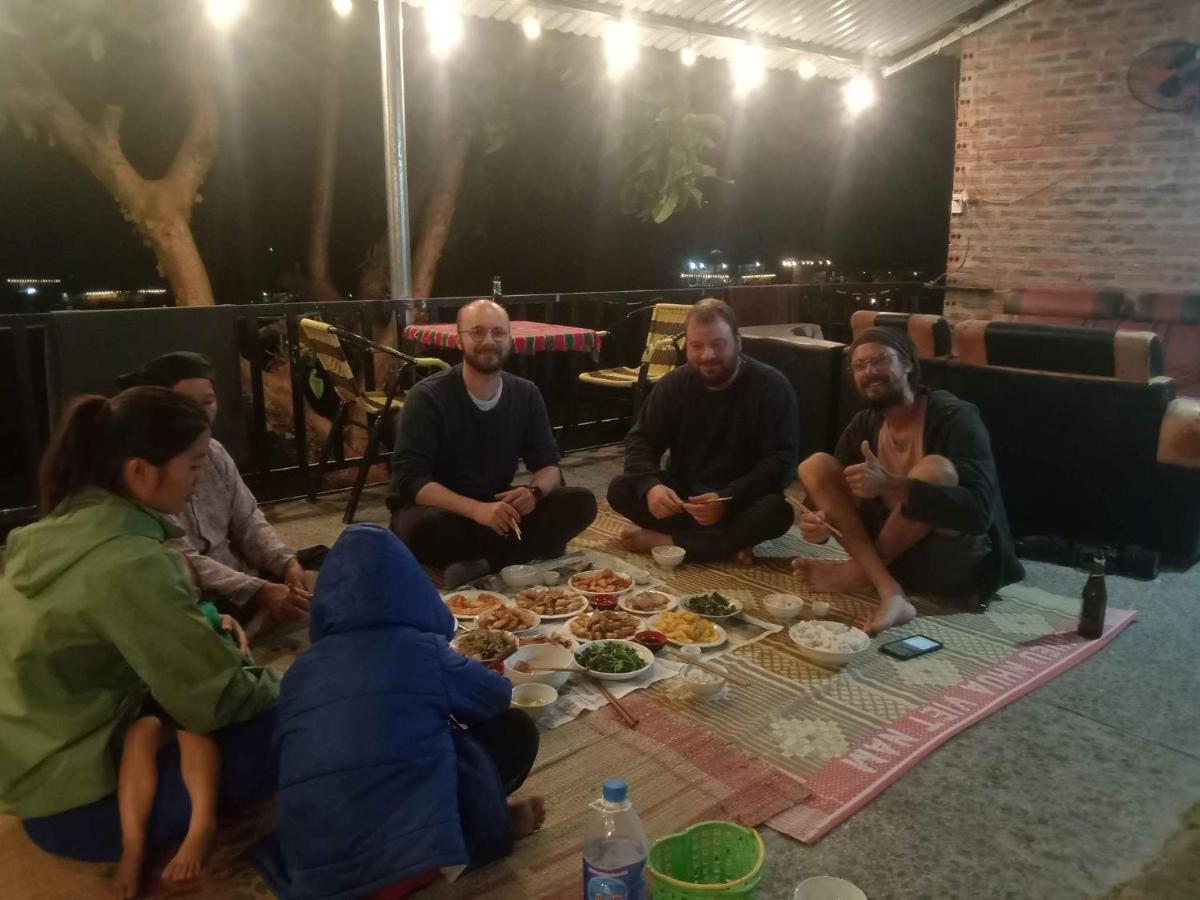 Du Gia Van Chung Homestay Làng Cac 外观 照片